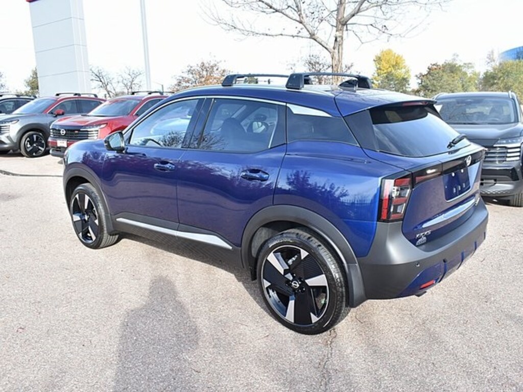 New 2026 Nissan Kicks SR SUV