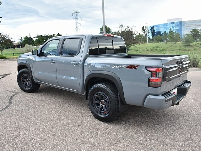 2025 Nissan Frontier PRO-4X photo 4