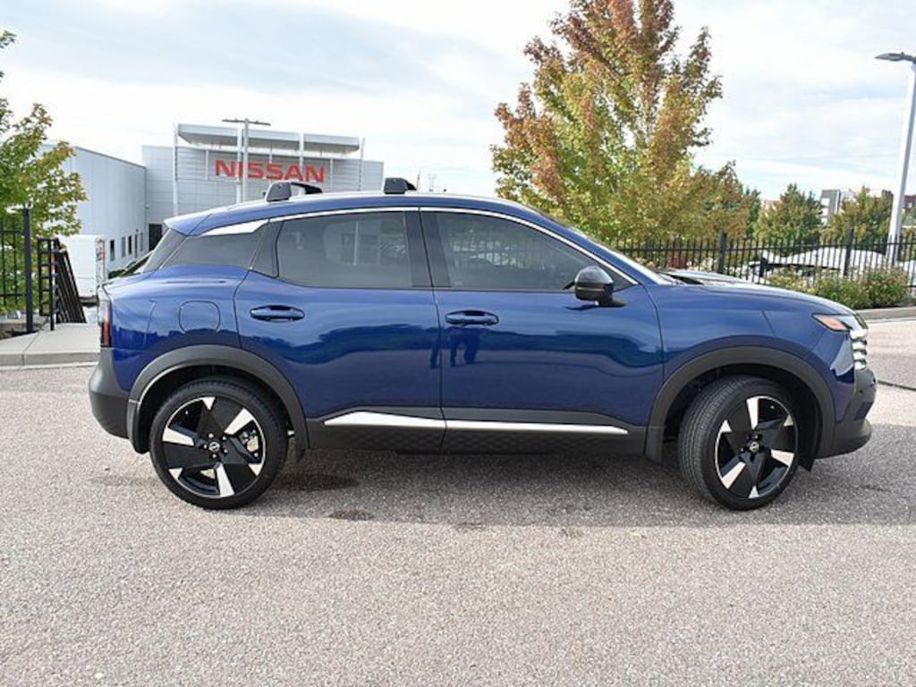 New 2026 Nissan Kicks SR SUV