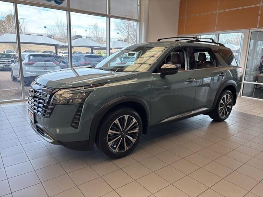 New 2026 Nissan Pathfinder Platinum SUV