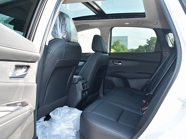 2025 Nissan Murano SL - Photo 18