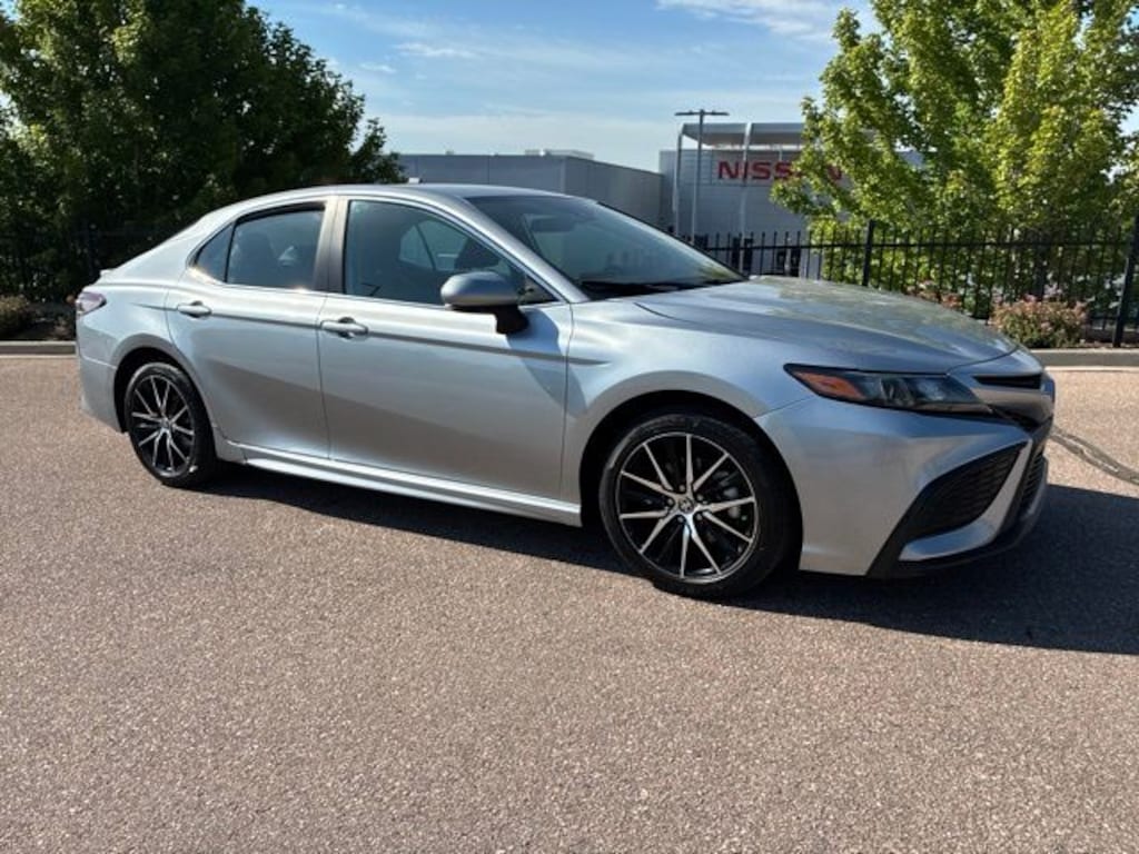 Used 2024 Toyota Camry SE Sedan