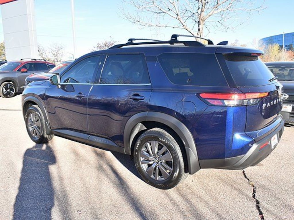 New 2025 Nissan Pathfinder SV SUV