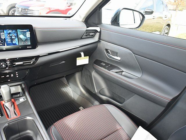 2026 Nissan KICKS SR AWD - Photo 11