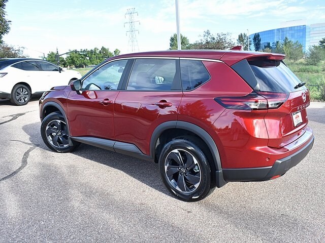 2026 Nissan Rogue SV photo 4
