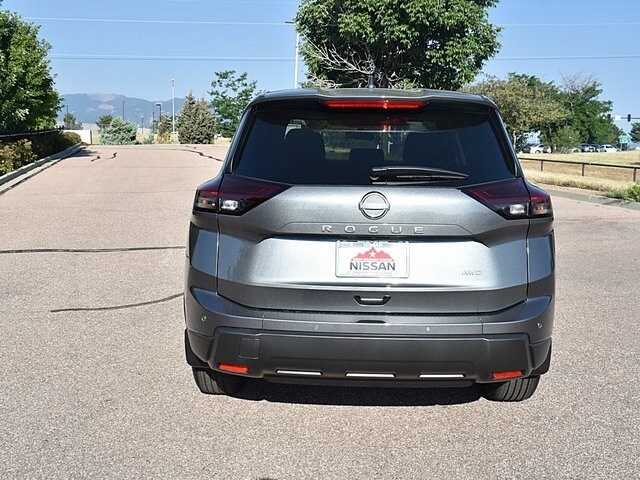 2026 Nissan Rogue S photo 3