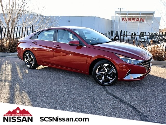 2023 Hyundai Elantra Limited's photo