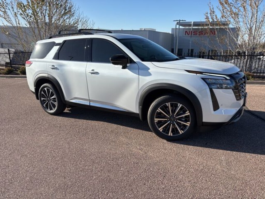 New 2026 Nissan Pathfinder Platinum SUV