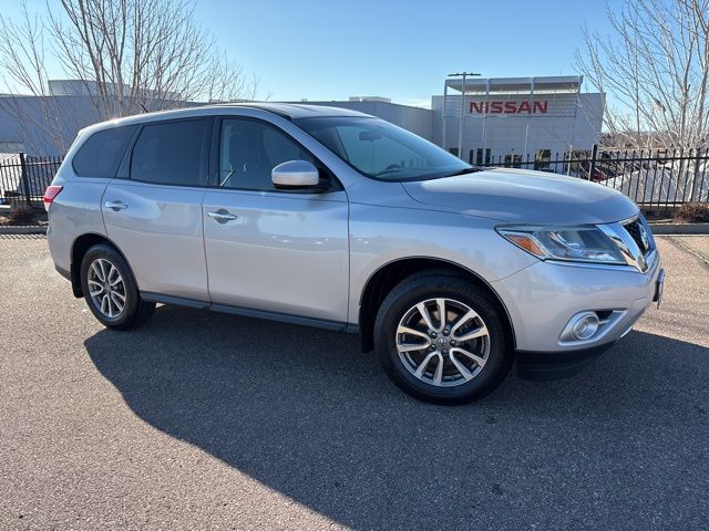 2014 Nissan Pathfinder S