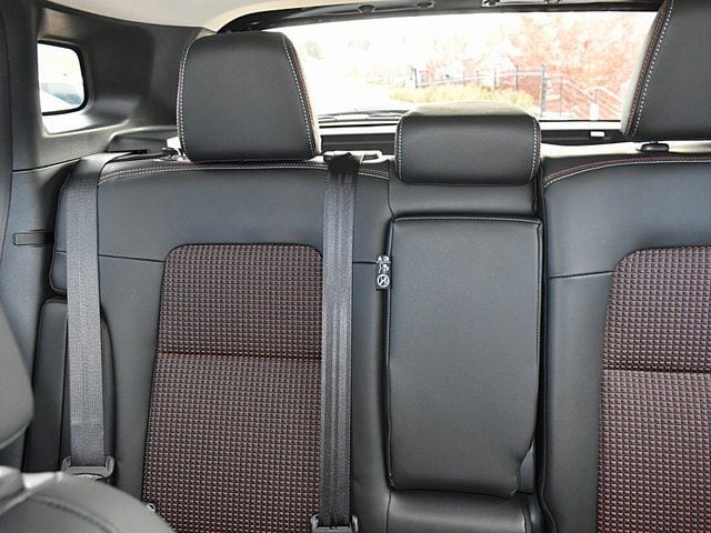 2026 Nissan KICKS SR AWD - Photo 13