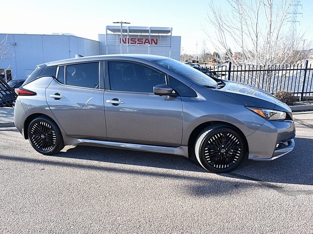2025 Nissan Leaf SV Plus photo 2