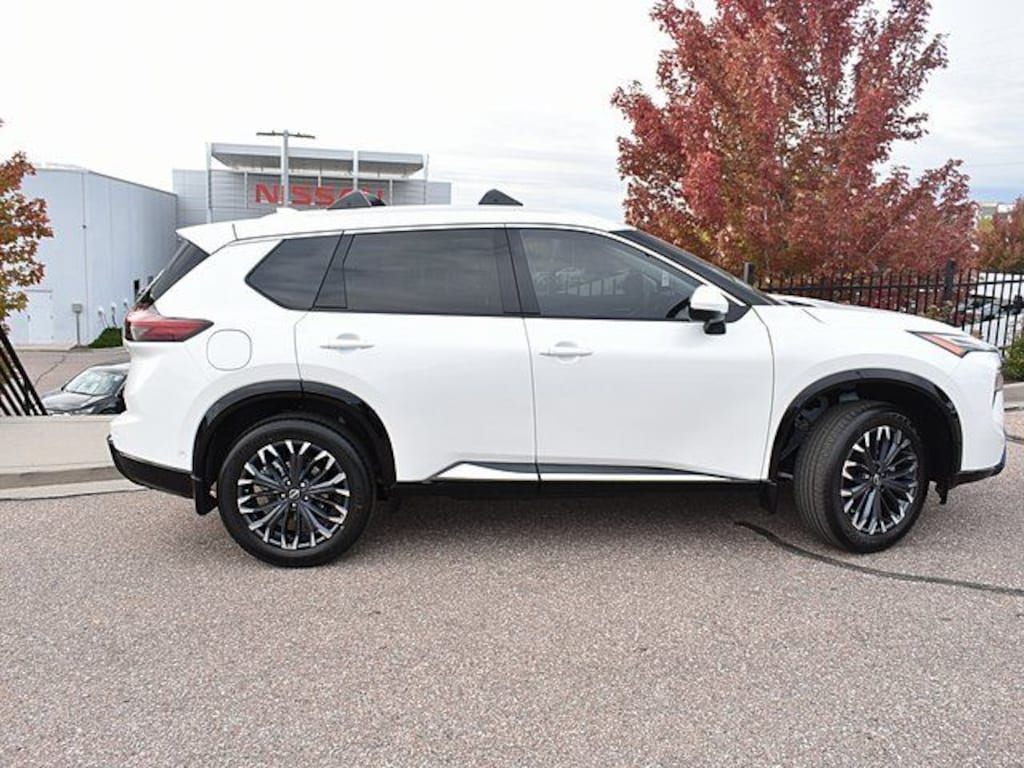 New 2026 Nissan Rogue Platinum SUV