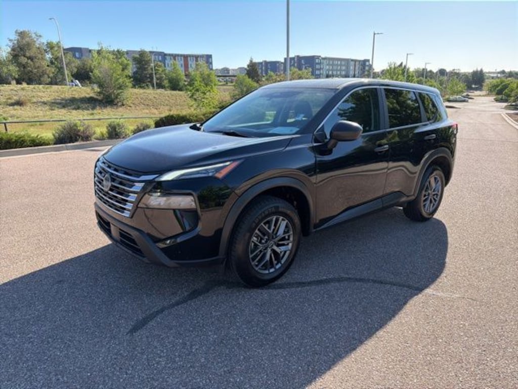 Used 2024 Nissan Rogue S SUV