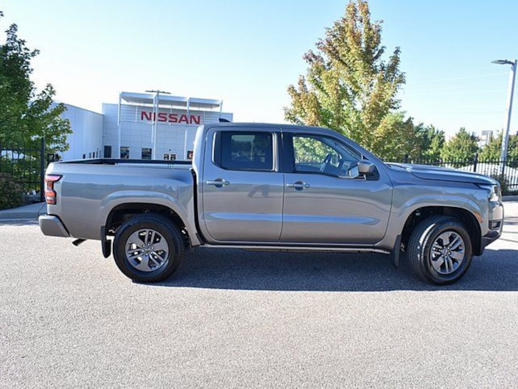 New 2026 Nissan Frontier SV Truck Crew Cab
