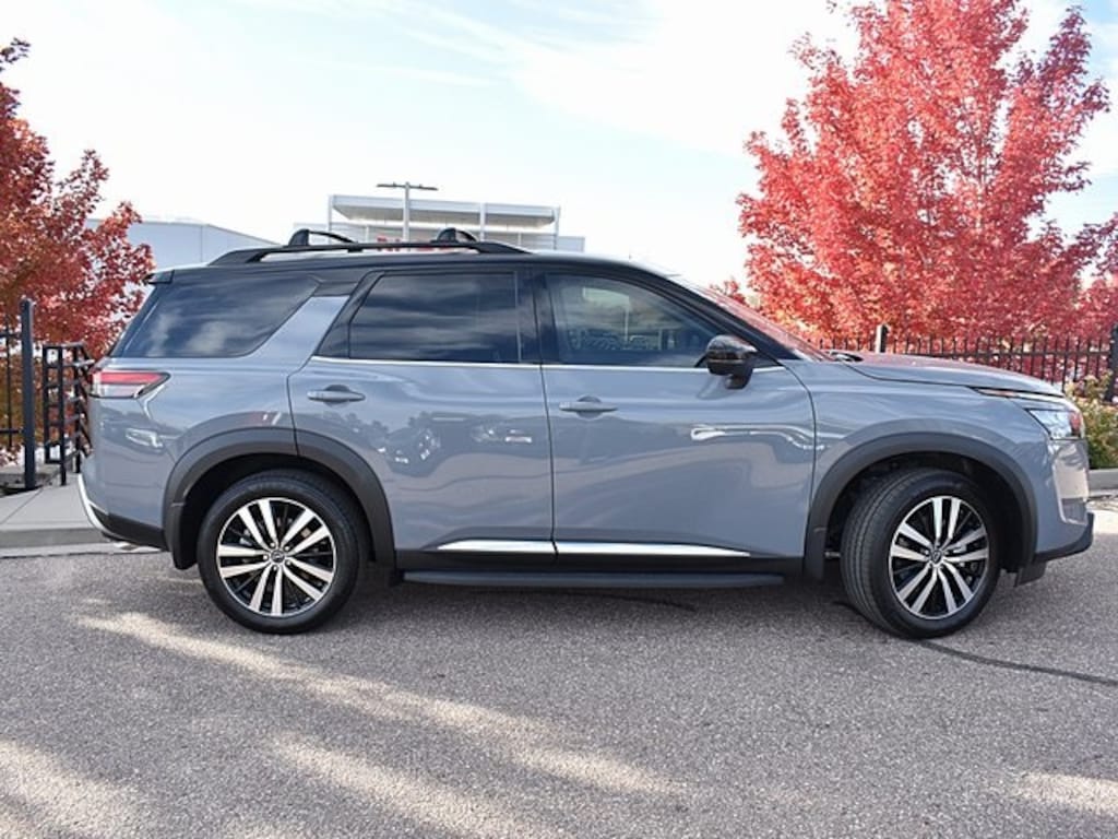 New 2025 Nissan Pathfinder Platinum SUV