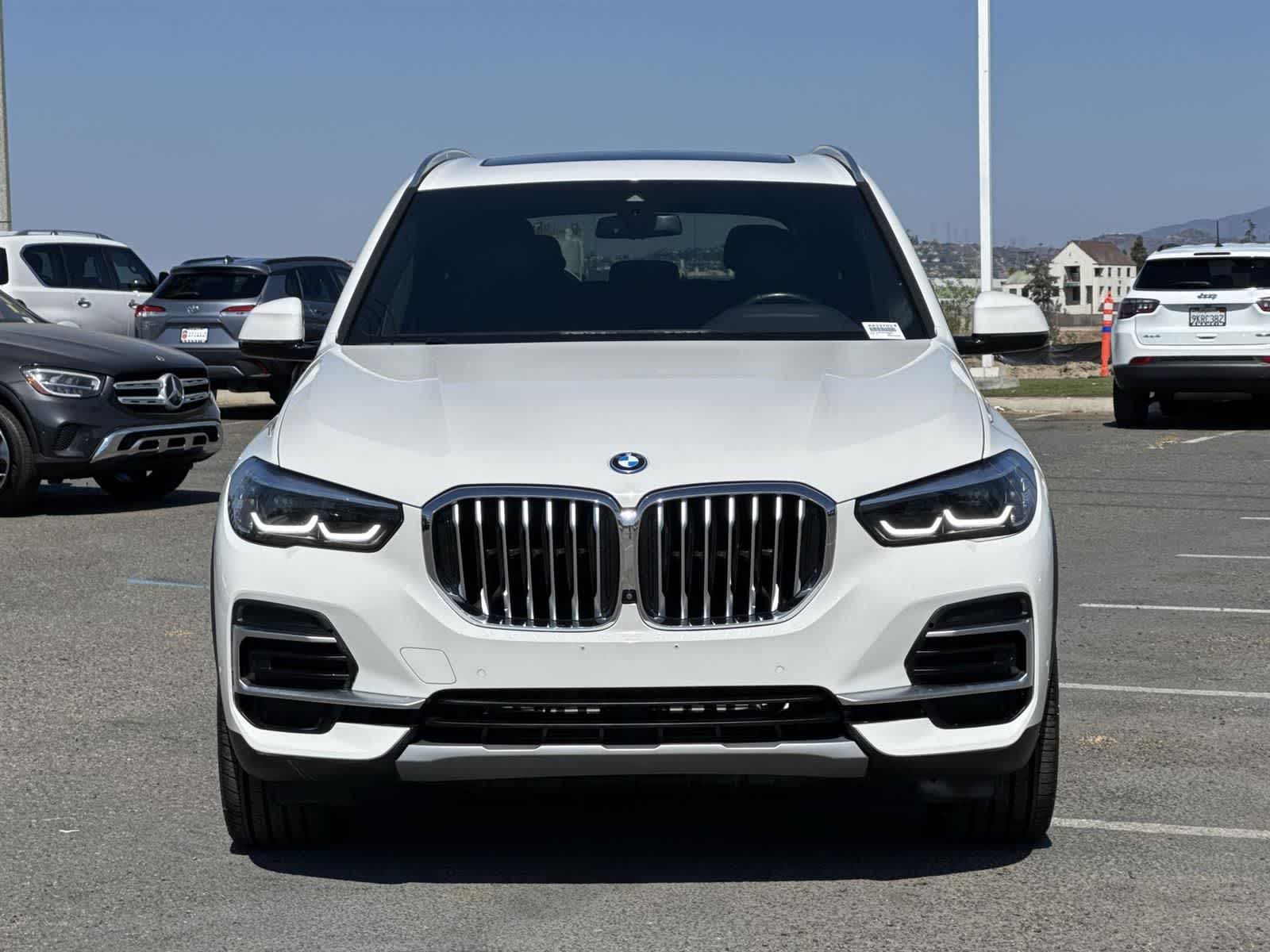 2023 Bmw X5 xDrive45e photo 2