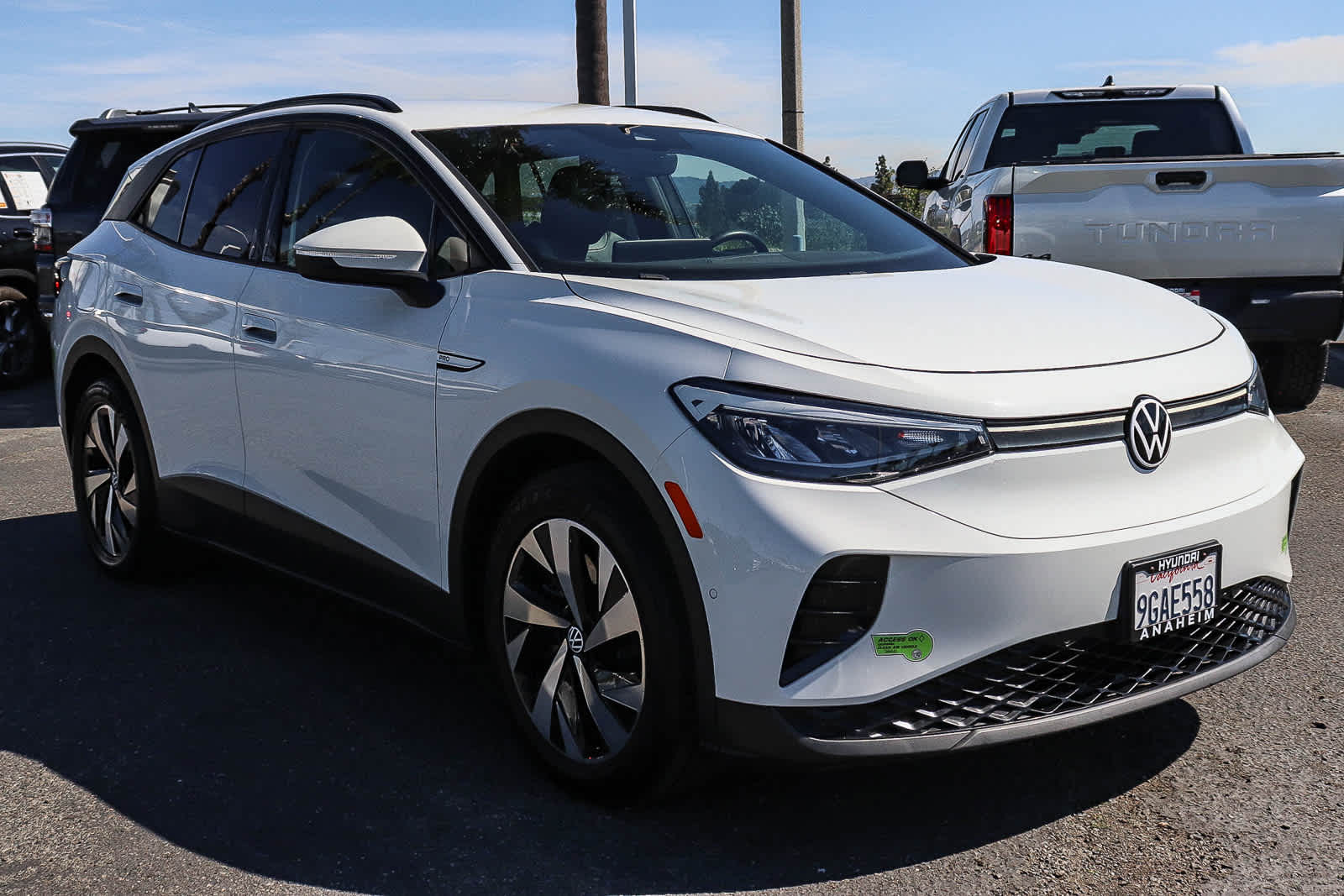 Thumbnail: 2023 Volkswagen ID.4 - 3