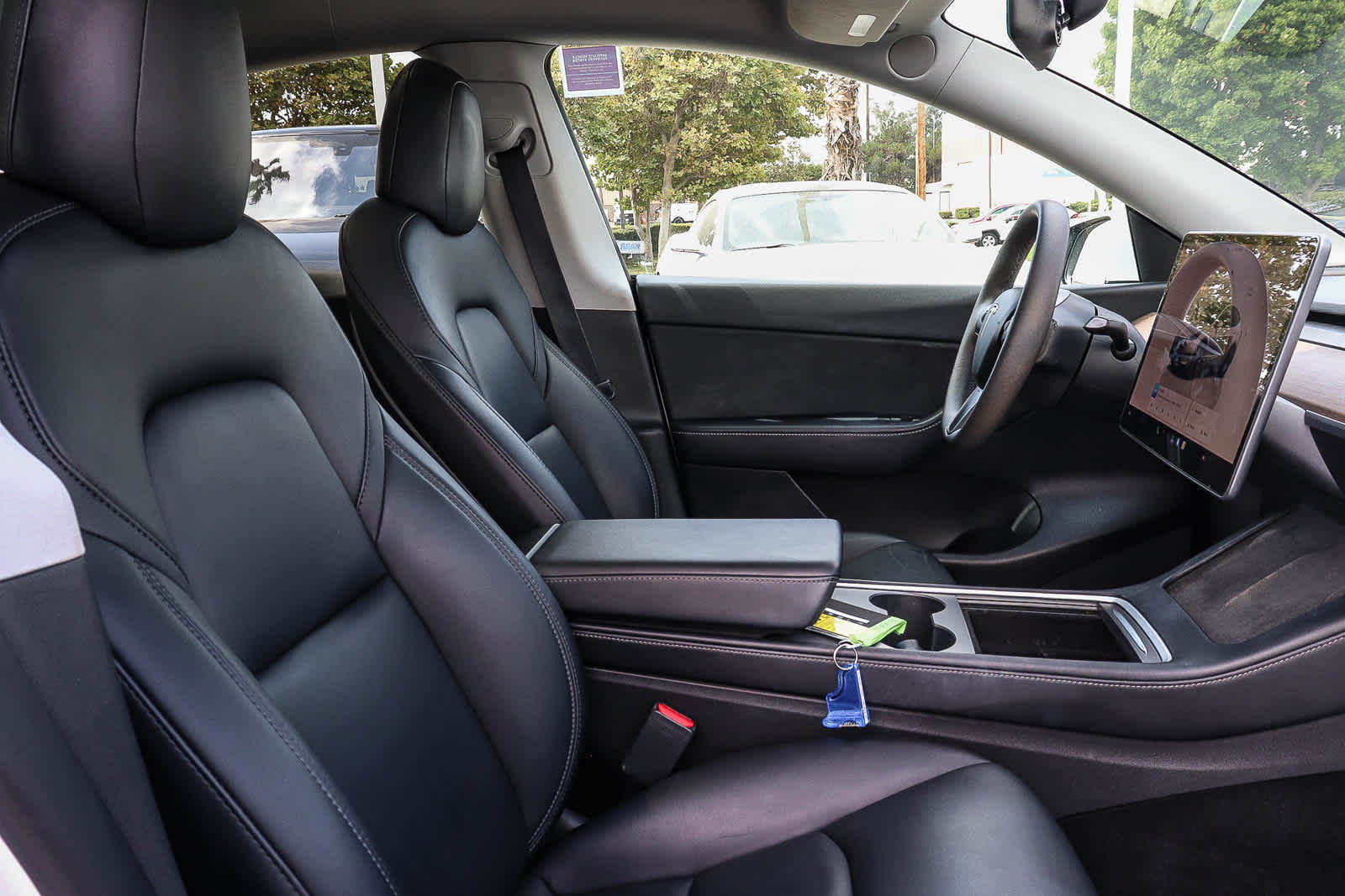 Thumbnail: 2022 Tesla Model Y - 20