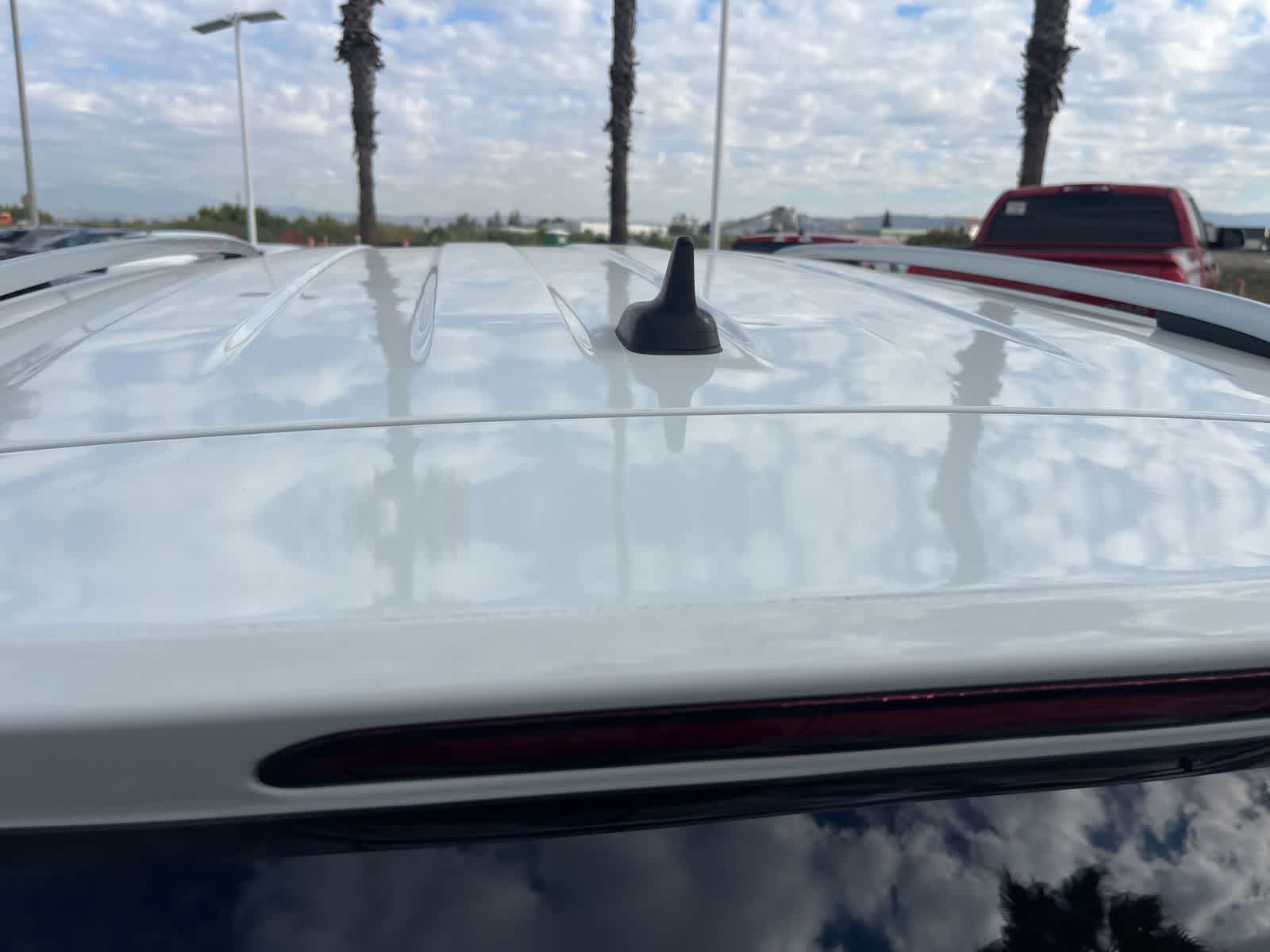 Thumbnail: 2022 Volkswagen Tiguan - 6