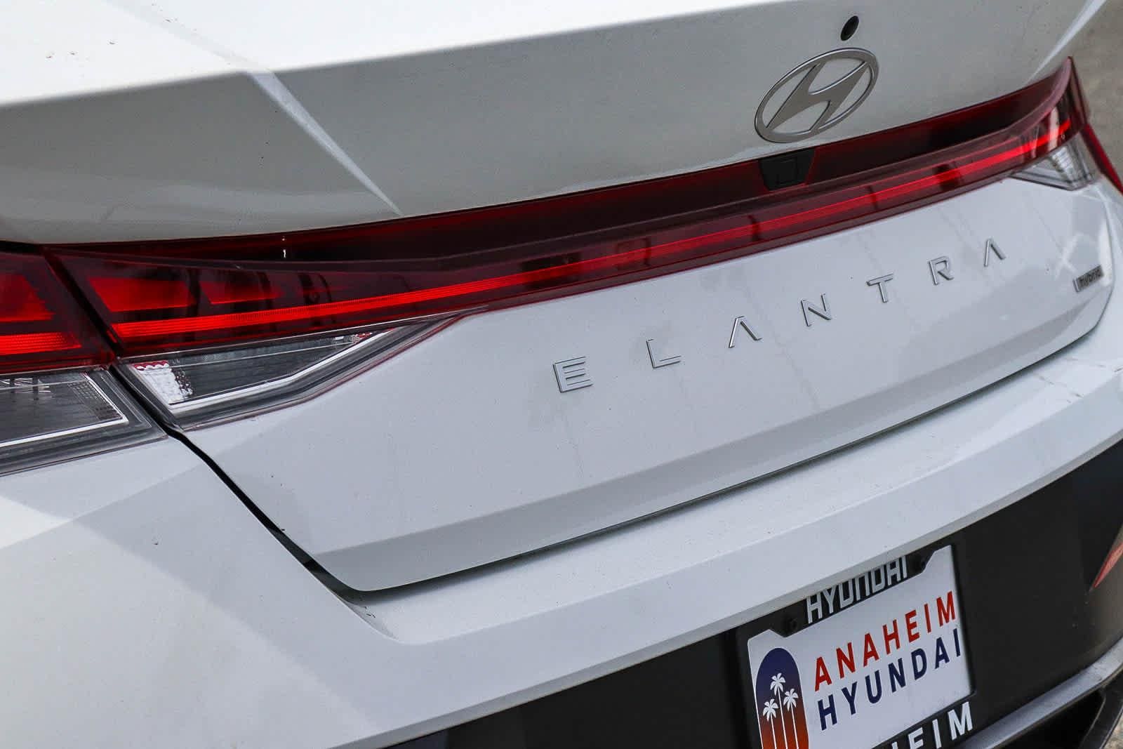 Thumbnail: 2026 Hyundai Elantra - 10