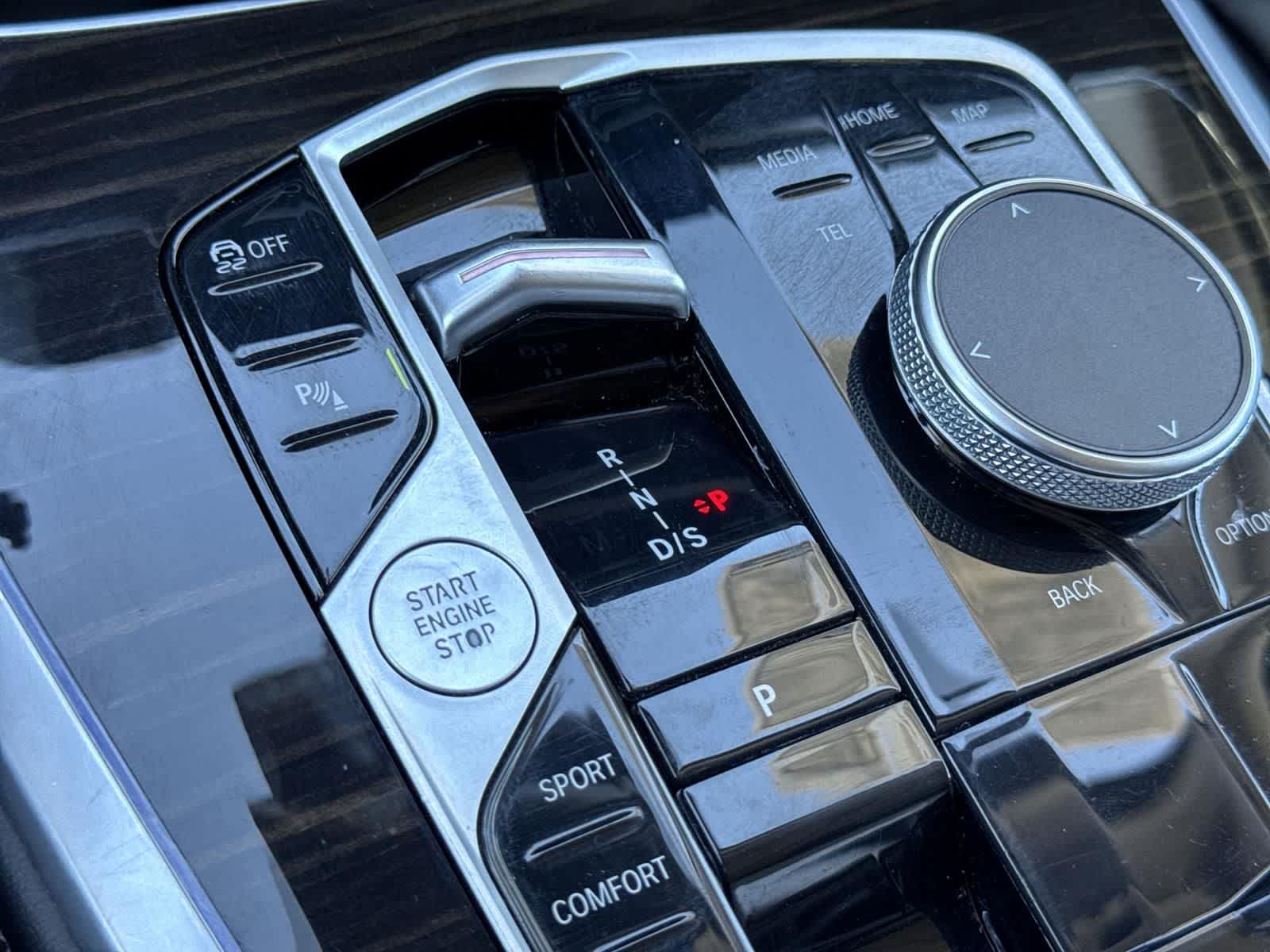 Thumbnail: 2023 BMW X7 - 15