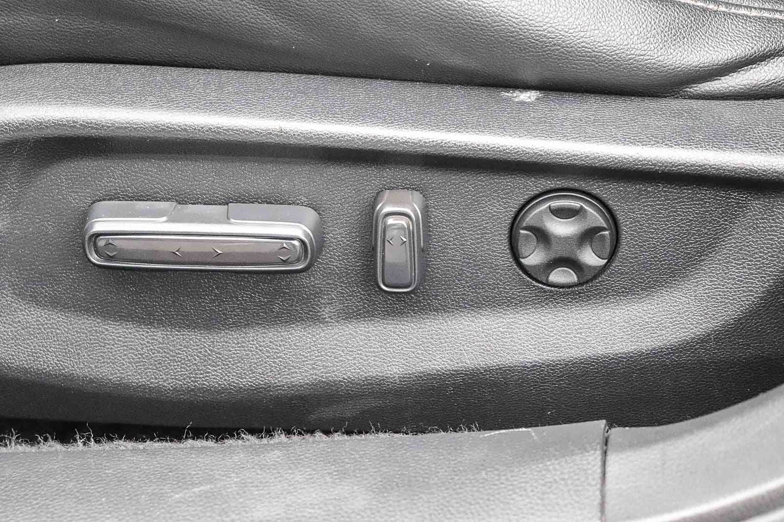 Thumbnail: 2022 Honda Accord - 22