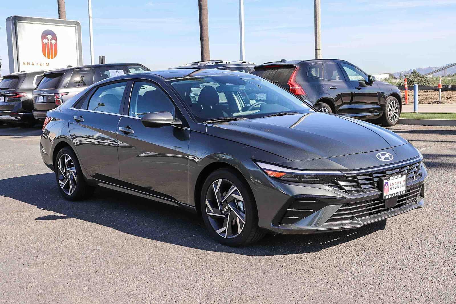 Thumbnail: 2025 Hyundai Elantra - 3