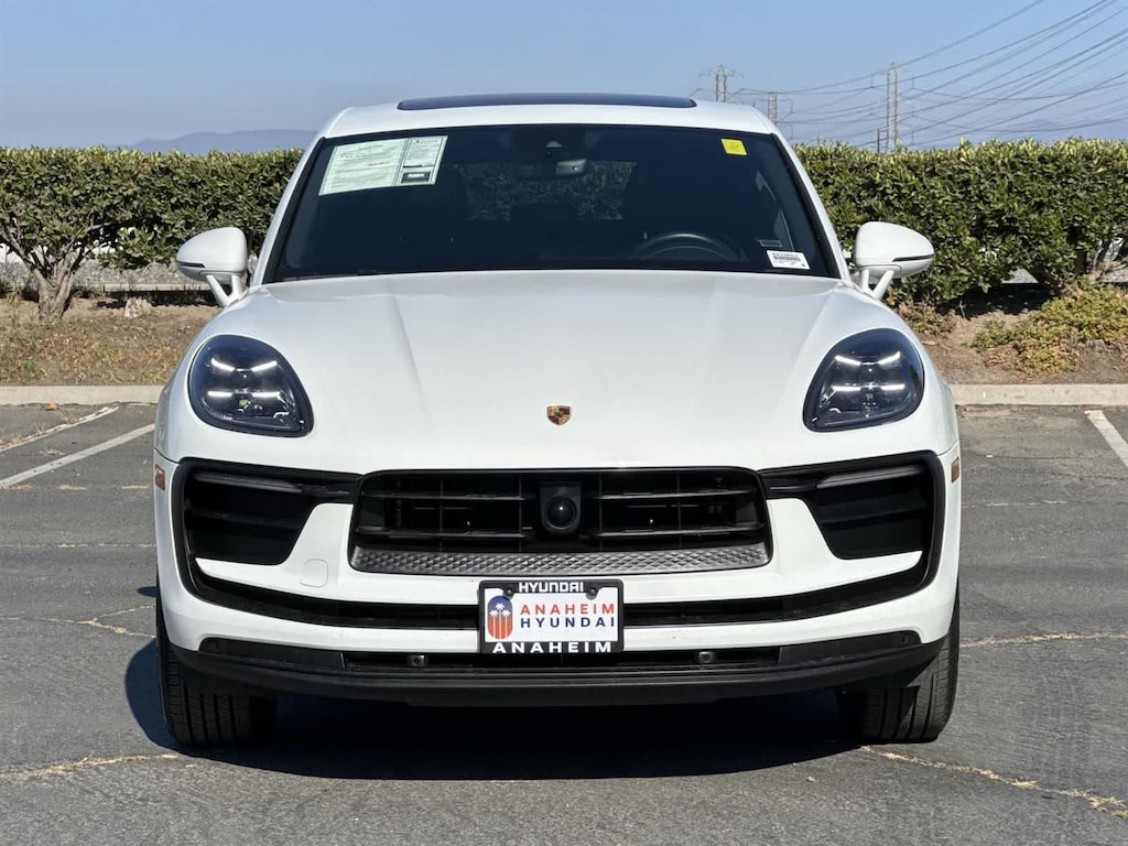Used 2024 Porsche Macan Base SUV