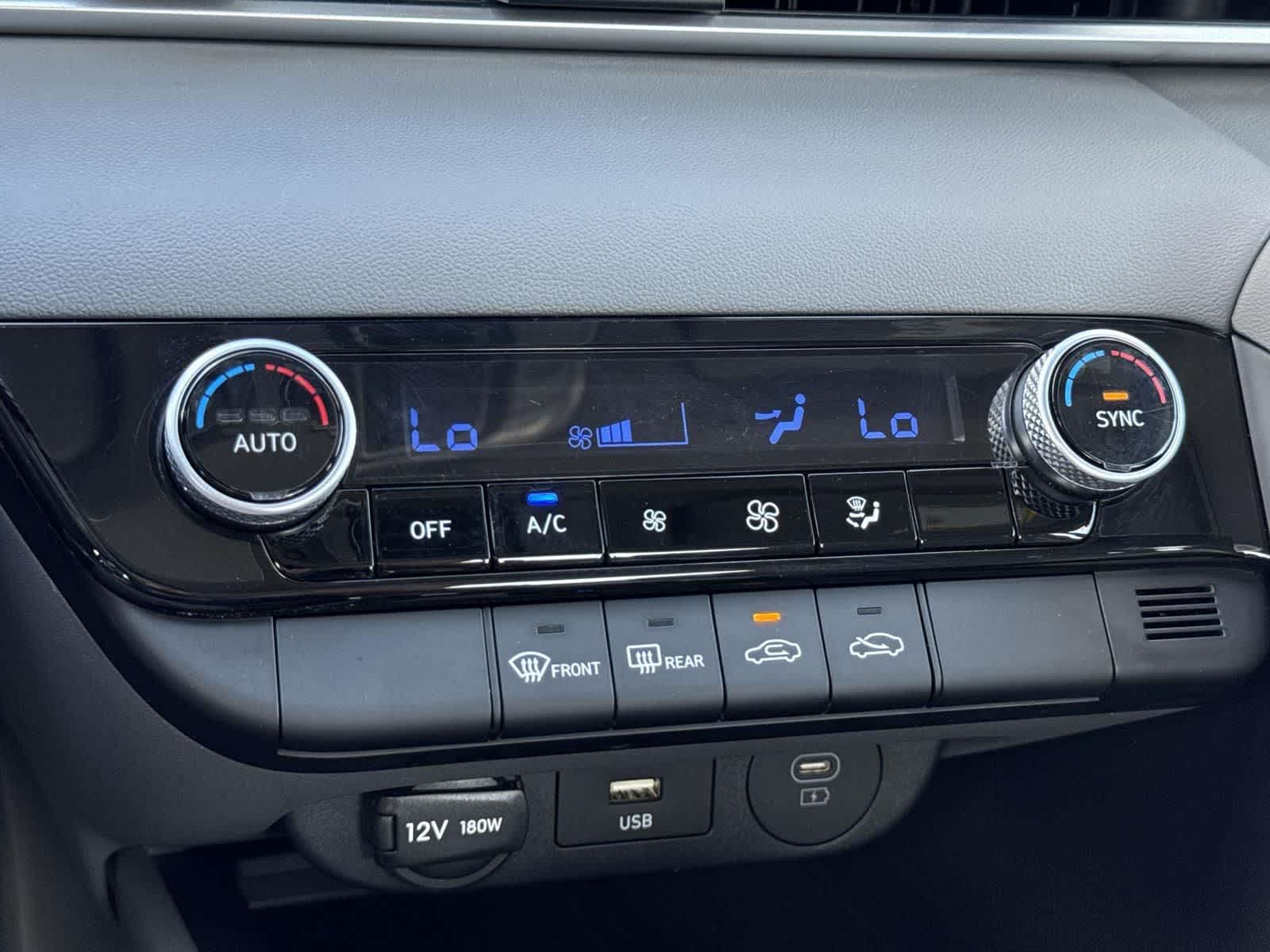 Thumbnail: 2025 Hyundai Elantra - 13