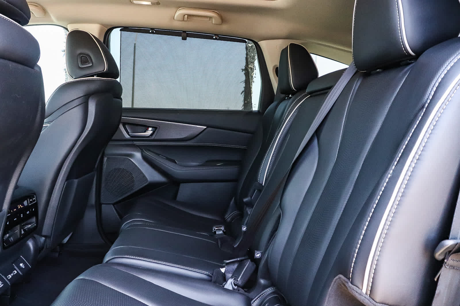 Thumbnail: 2023 Acura MDX - 25