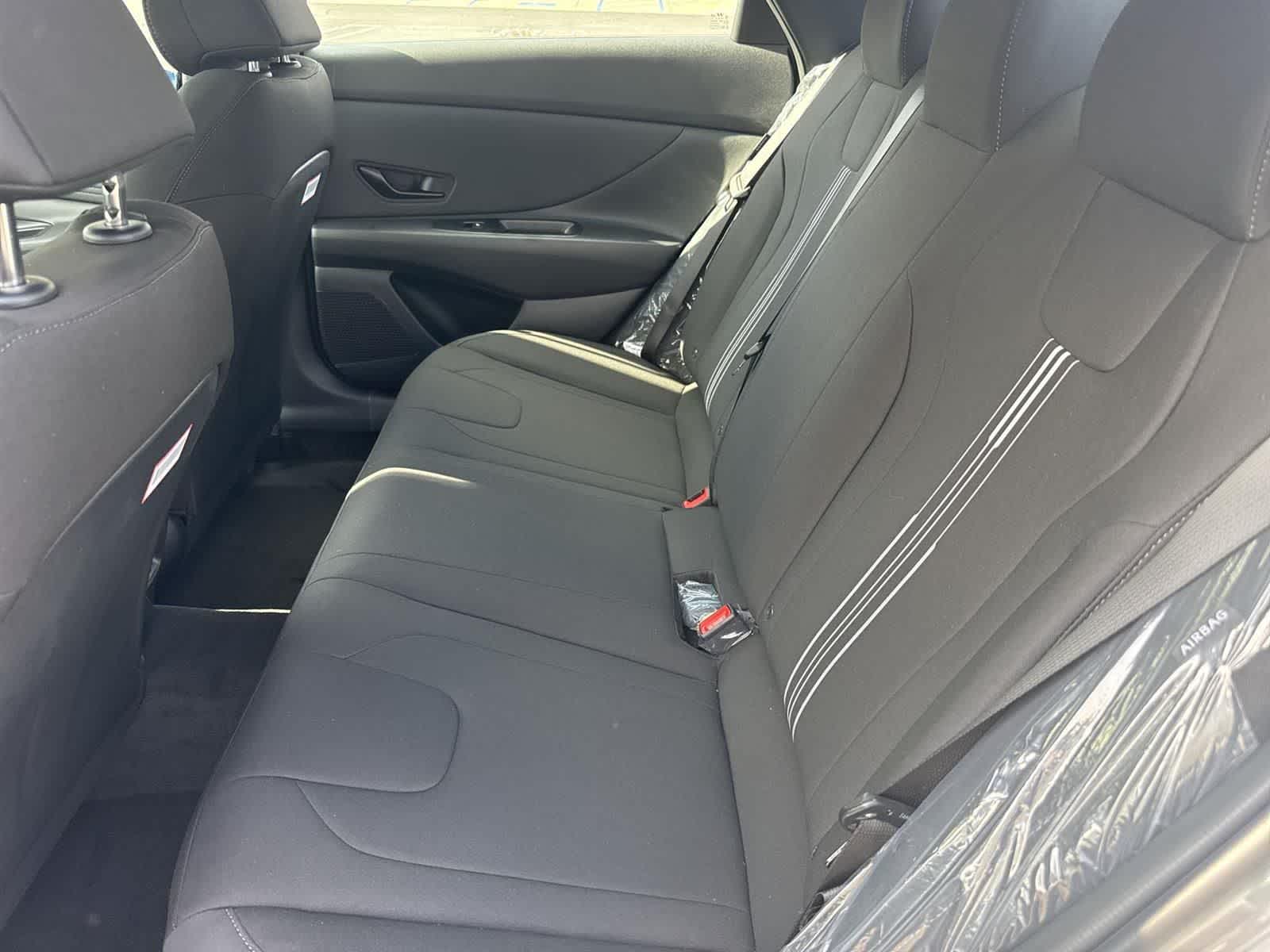 Thumbnail: 2025 Hyundai Elantra - 26