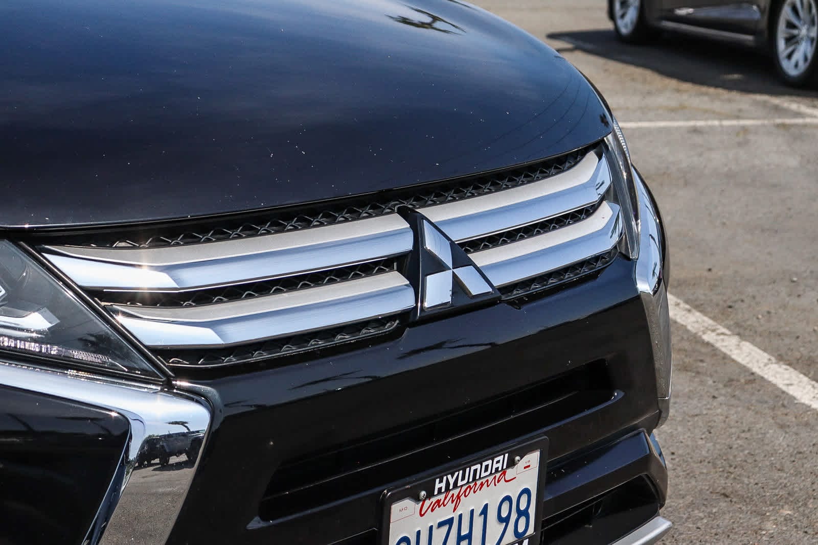 2019 Mitsubishi Eclipse Cross SEL photo 4