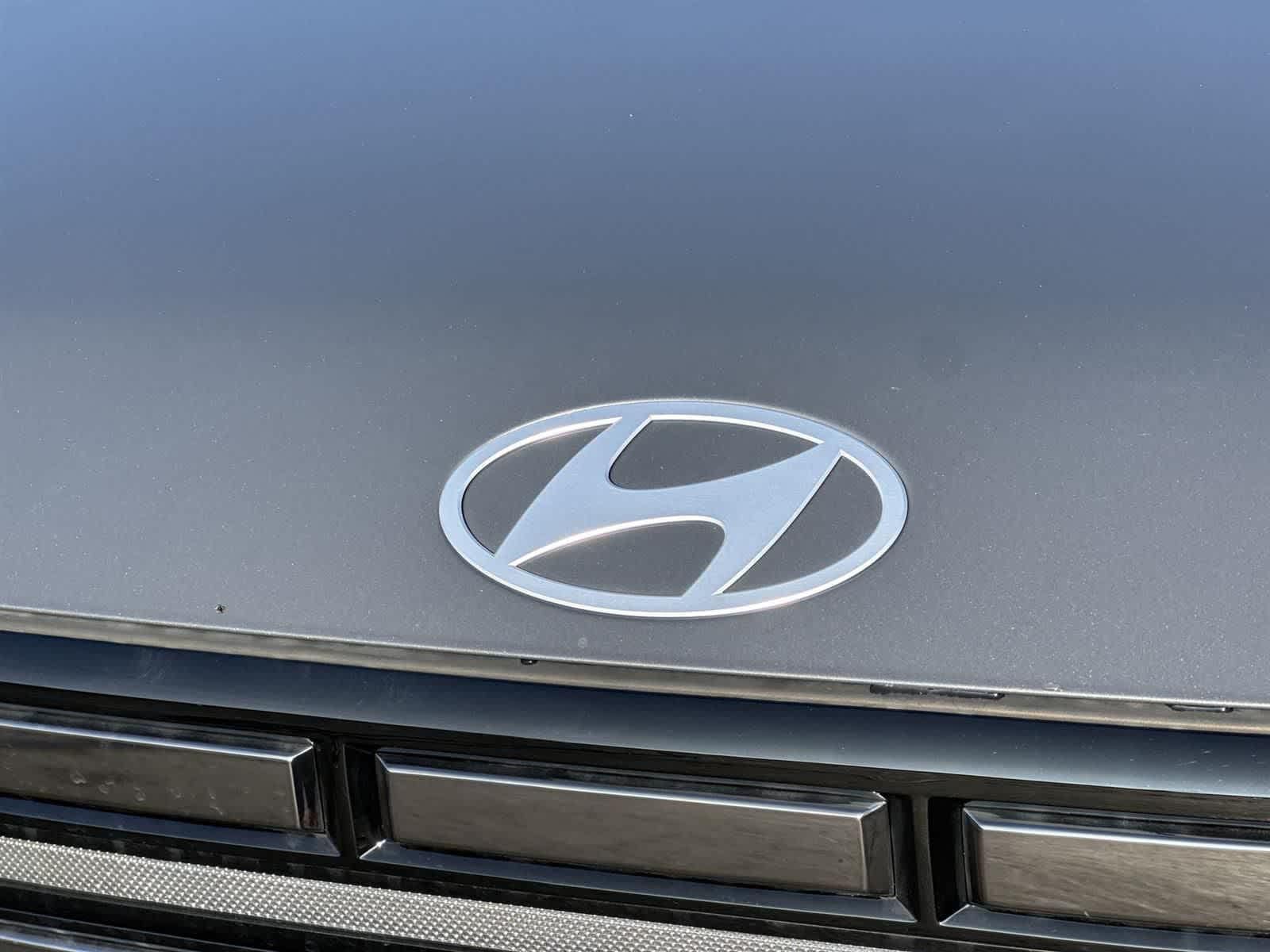 Thumbnail: 2025 Hyundai Santa Fe - 10