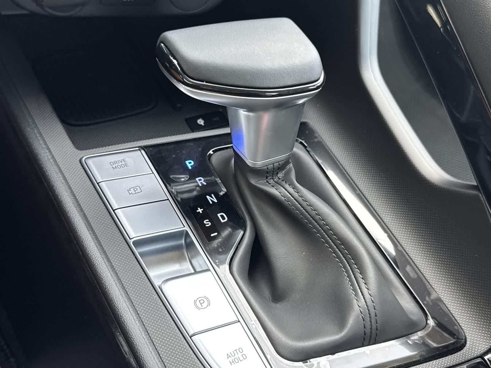 Thumbnail: 2025 Hyundai Elantra - 16