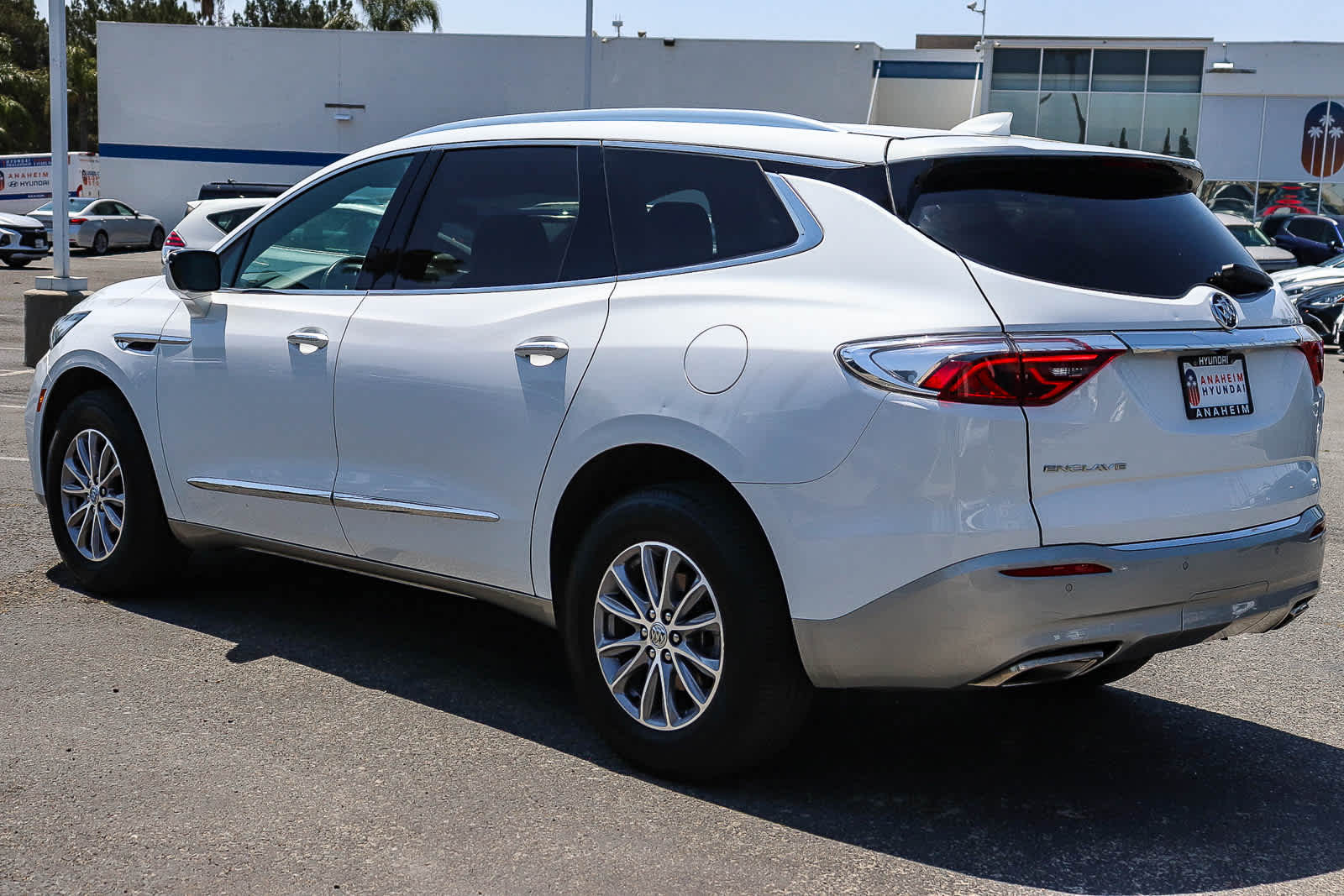 Thumbnail: 2023 Buick Enclave - 8