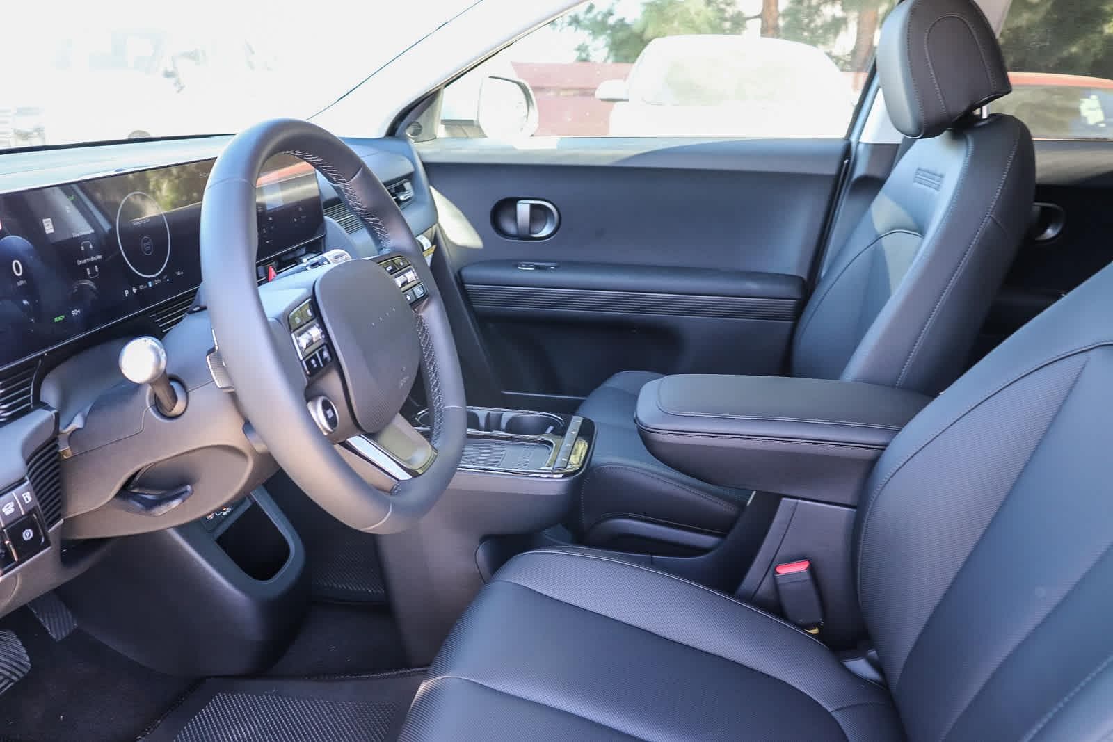 Thumbnail: 2026 Hyundai Ioniq 5 - 22