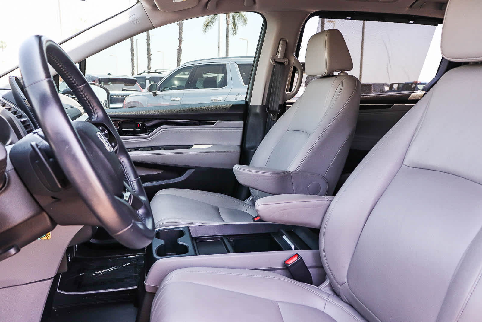 Thumbnail: 2023 Honda Odyssey - 28