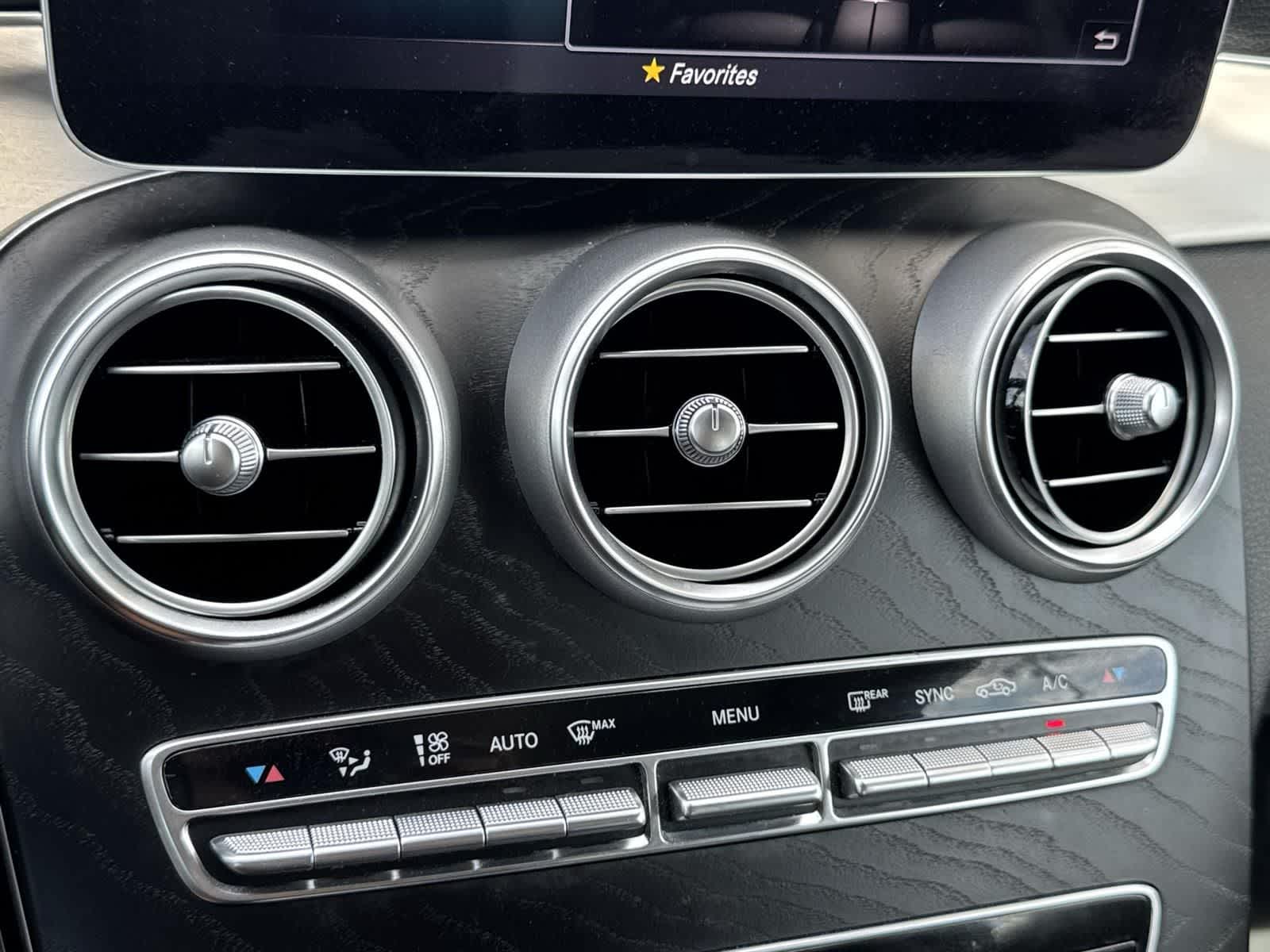 Thumbnail: 2023 Mercedes-Benz C-Class - 13