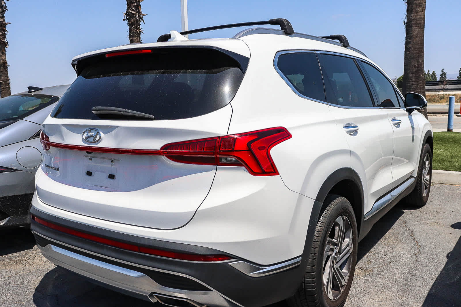 Thumbnail: 2023 Hyundai Santa Fe - 6