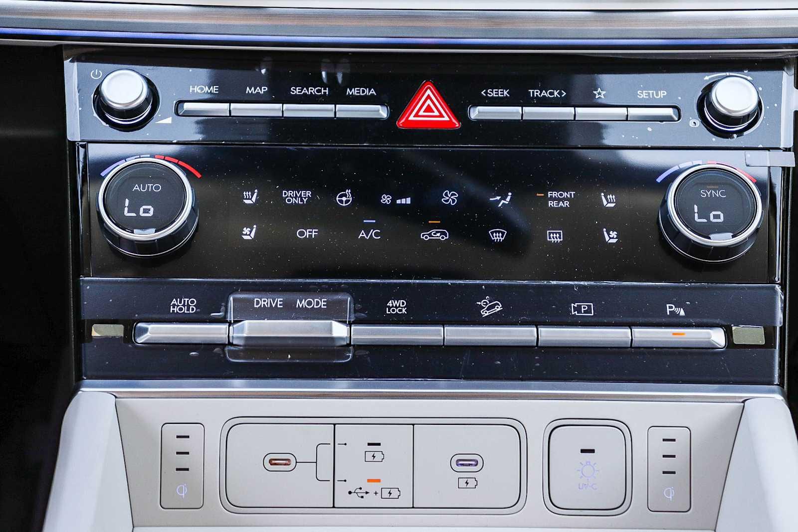 Thumbnail: 2025 Hyundai Santa Fe - 17