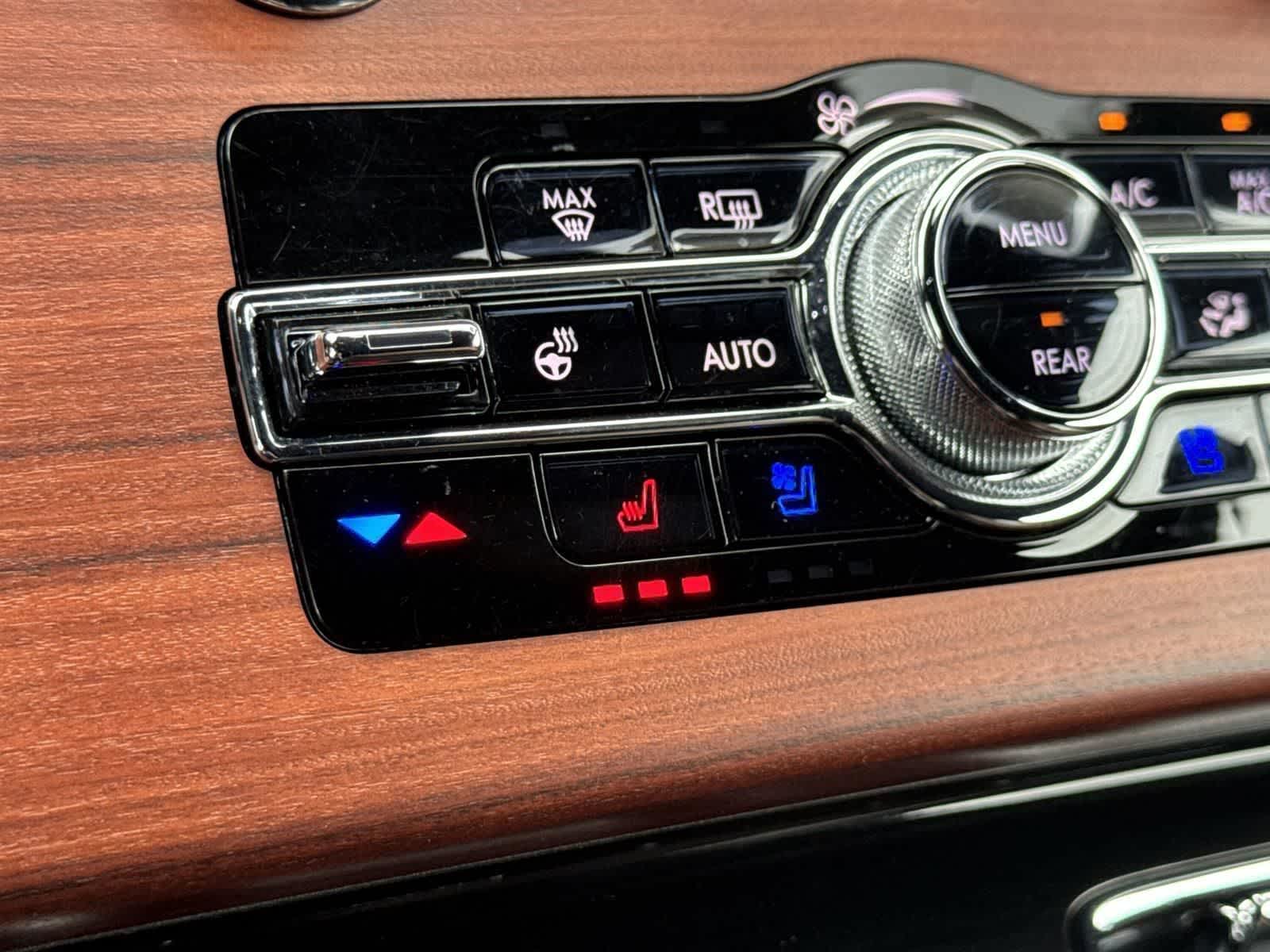 Thumbnail: 2023 Lincoln Aviator - 20