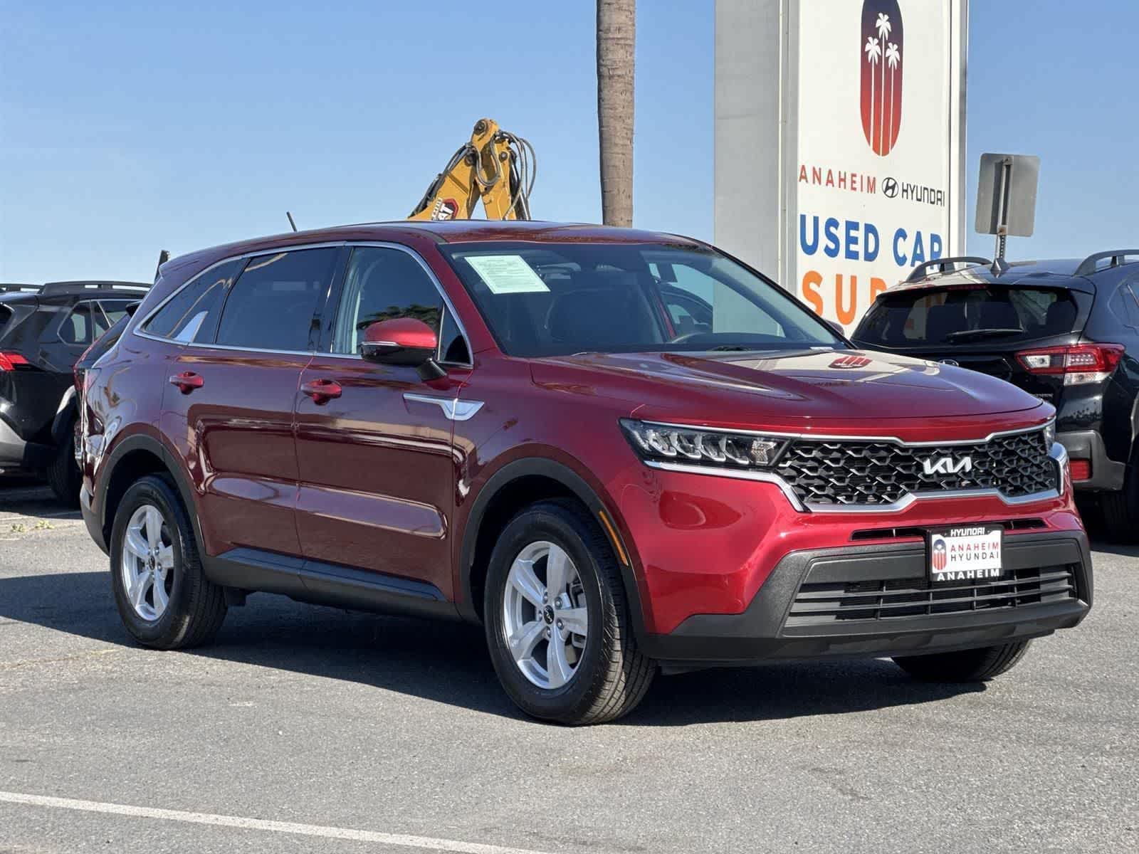 Thumbnail: 2023 Kia Sorento - 8