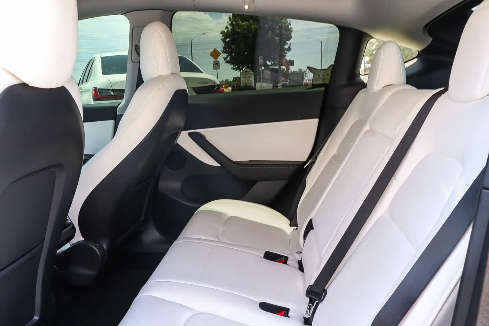 Thumbnail: 2021 Tesla Model Y - 18