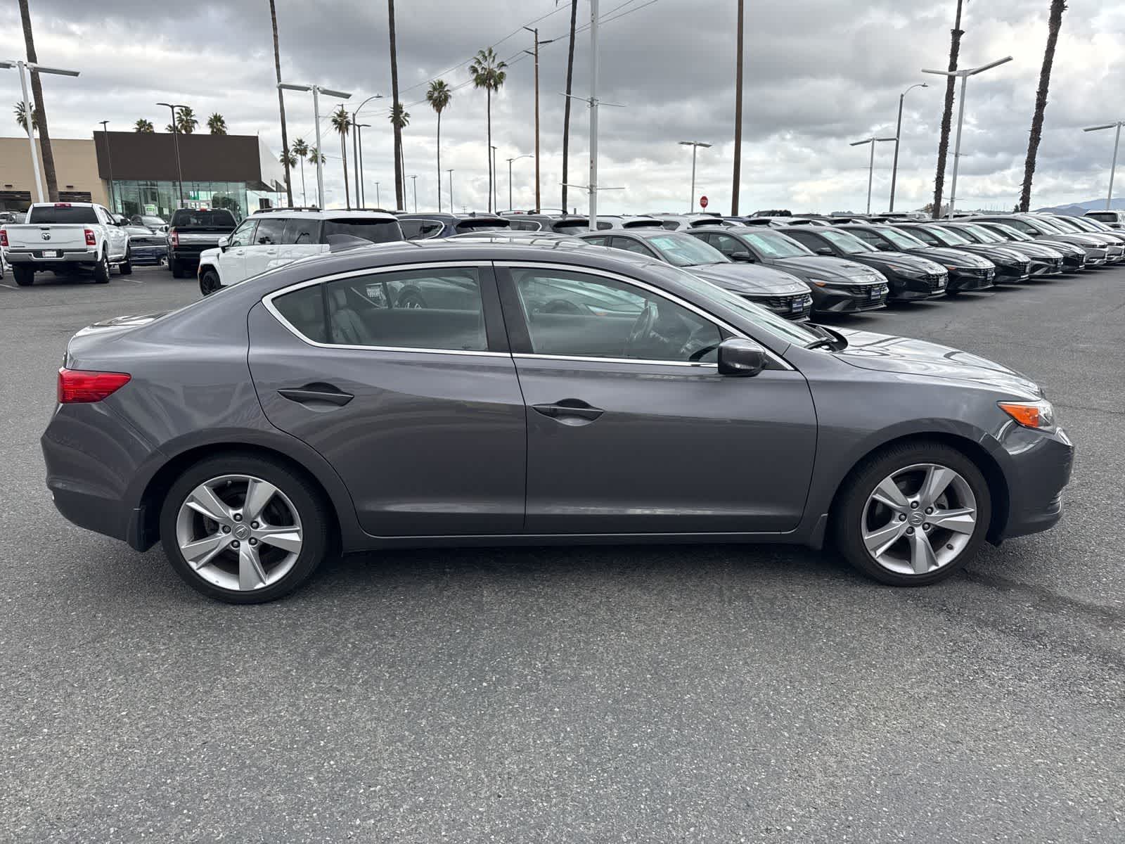 2015 Acura ILX 2.0L photo 2