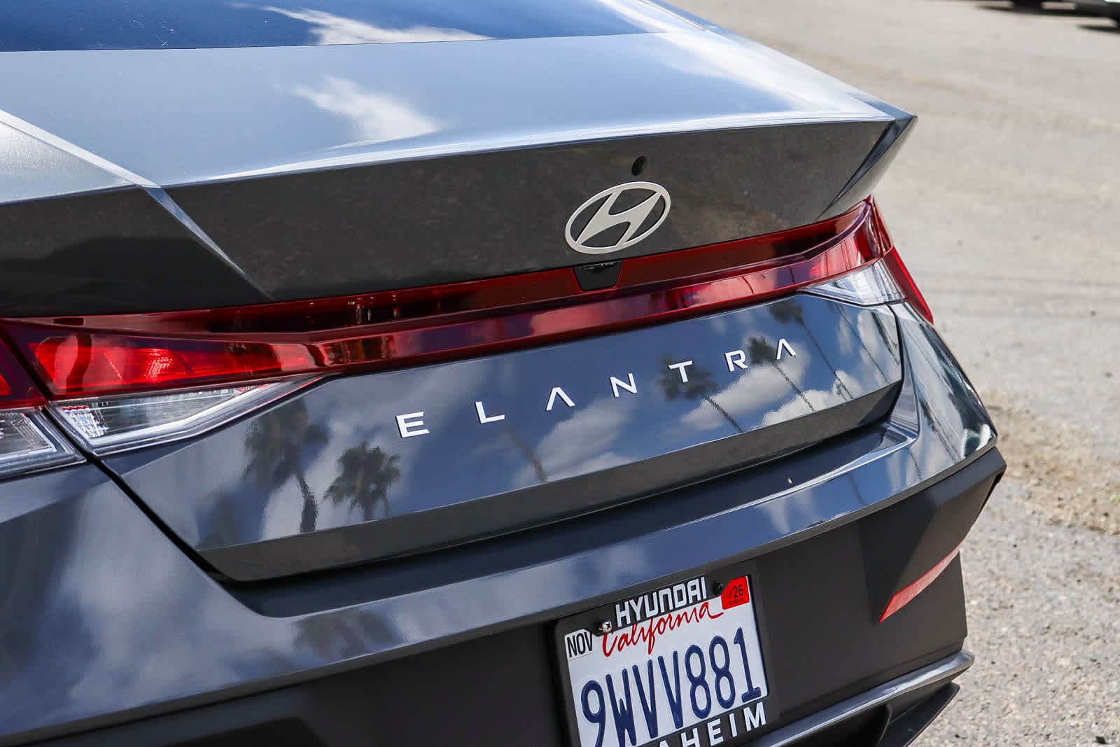 Thumbnail: 2025 Hyundai Elantra - 10