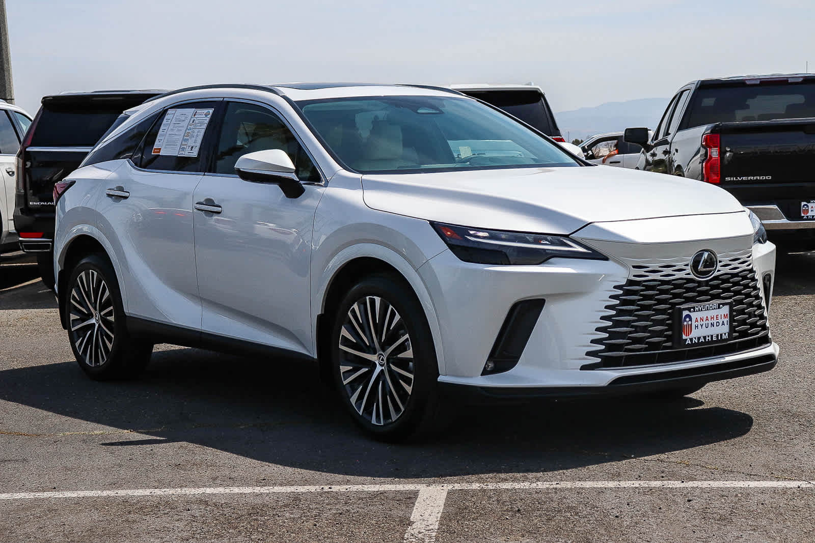 2023 LEXUS RX 350 Premium Plus photo 2