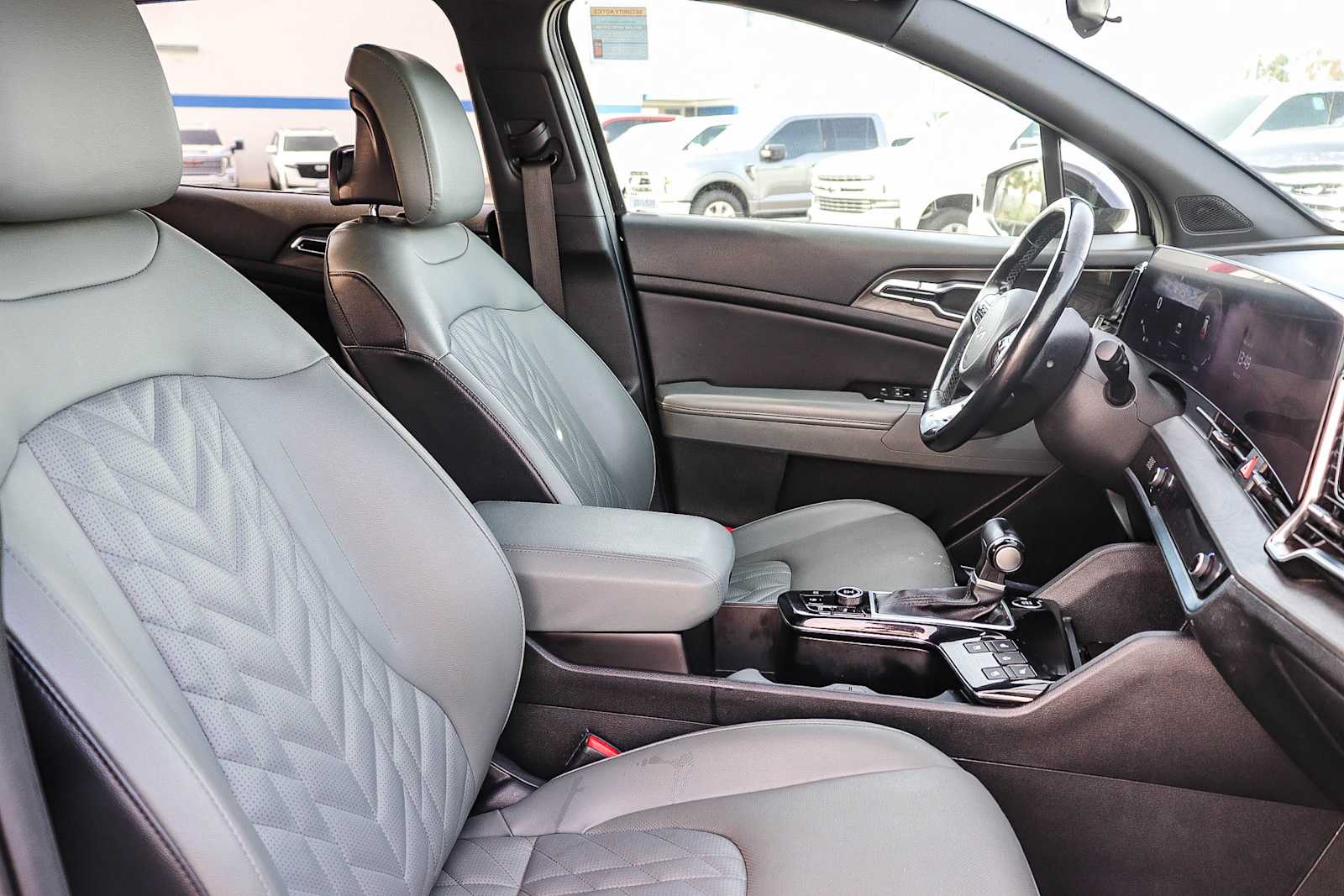 Thumbnail: 2023 Kia Sportage - 19