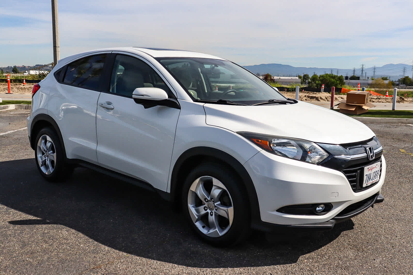 Thumbnail: 2016 Honda HR-V - 3