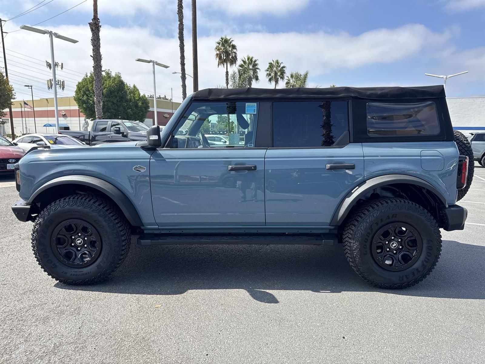Thumbnail: 2022 Ford Bronco - 5
