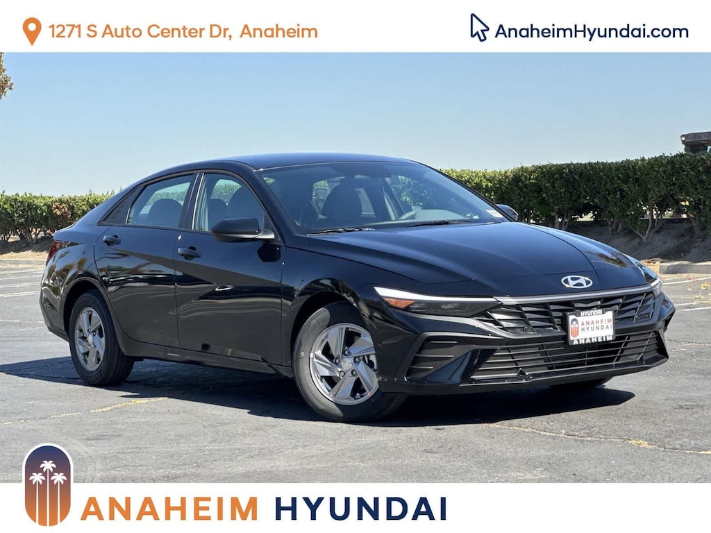 New 2025 Hyundai Elantra SE Sedan